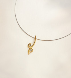 18k gold pendant Sunrise 32mm with yellow sapphires 0,52ct