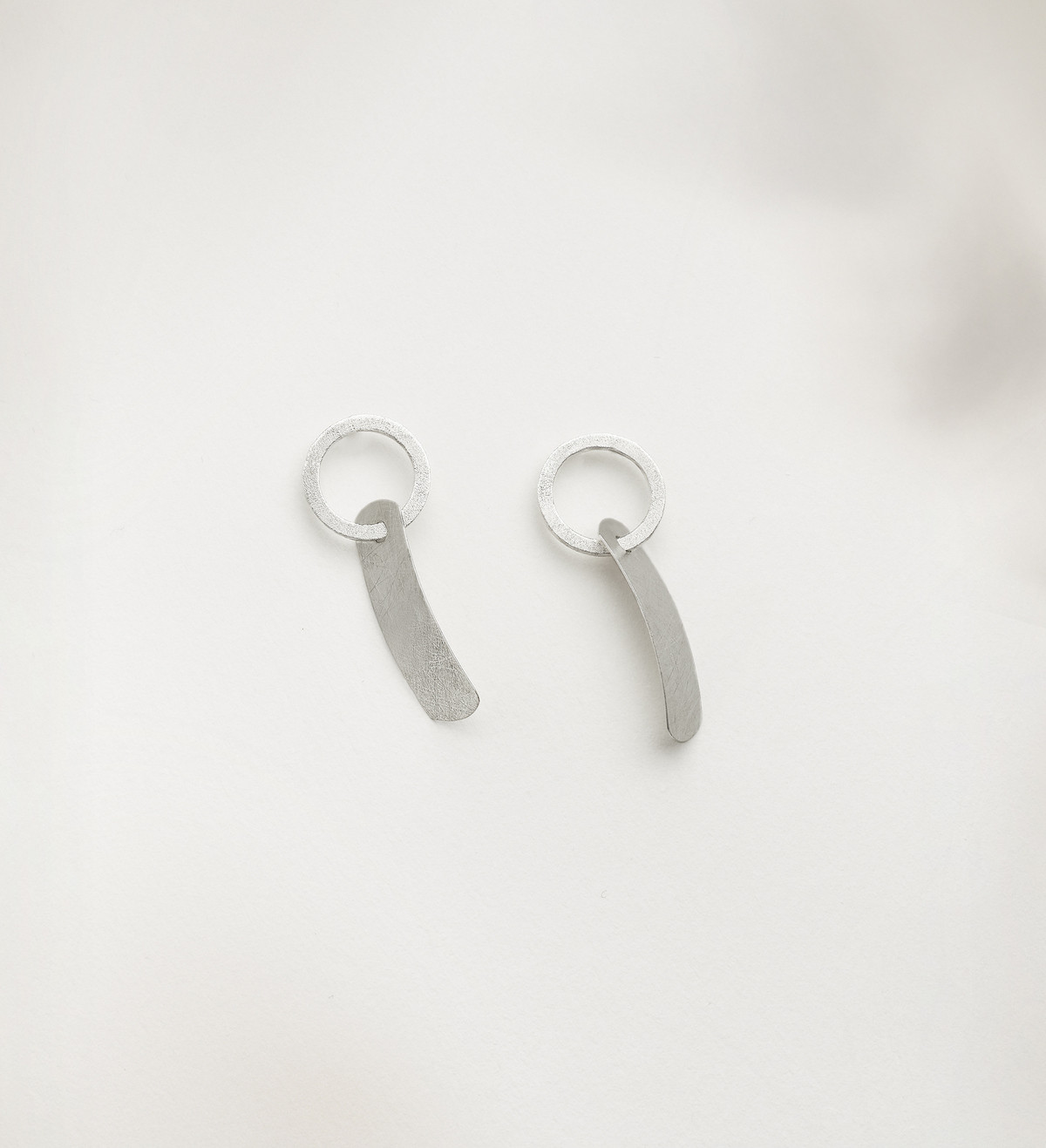 Silver earrings Posidònia 30mm