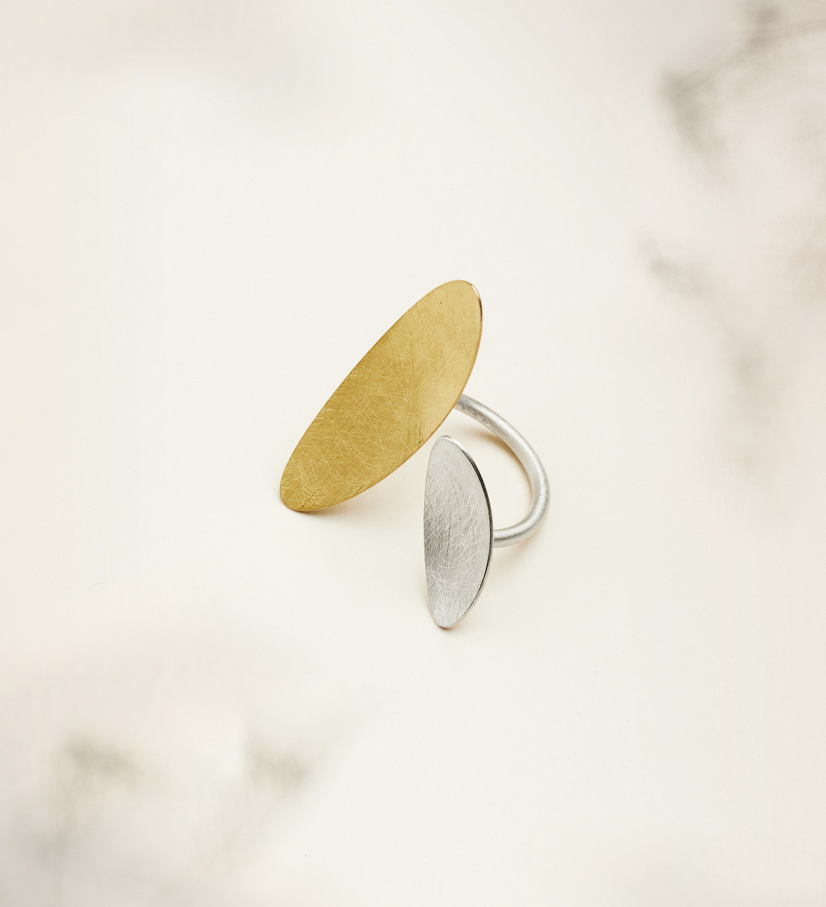 18k gold and silver ring Samoa 40mm