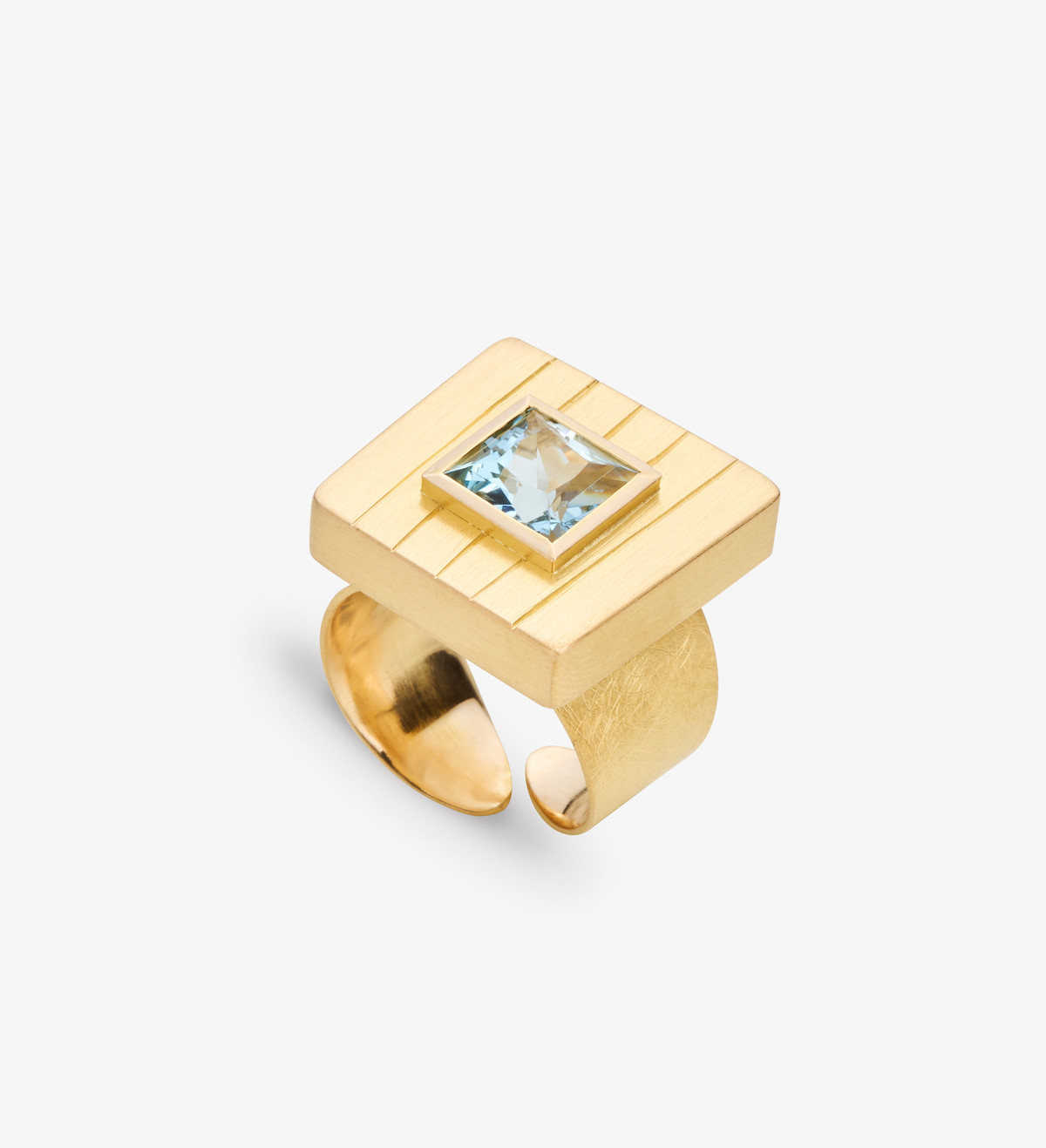 18k gold ring with aquamarine 2.45ct