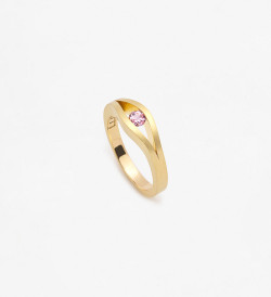 18k gold ring with pink Wennick-lefevre sapphire 0,21ct